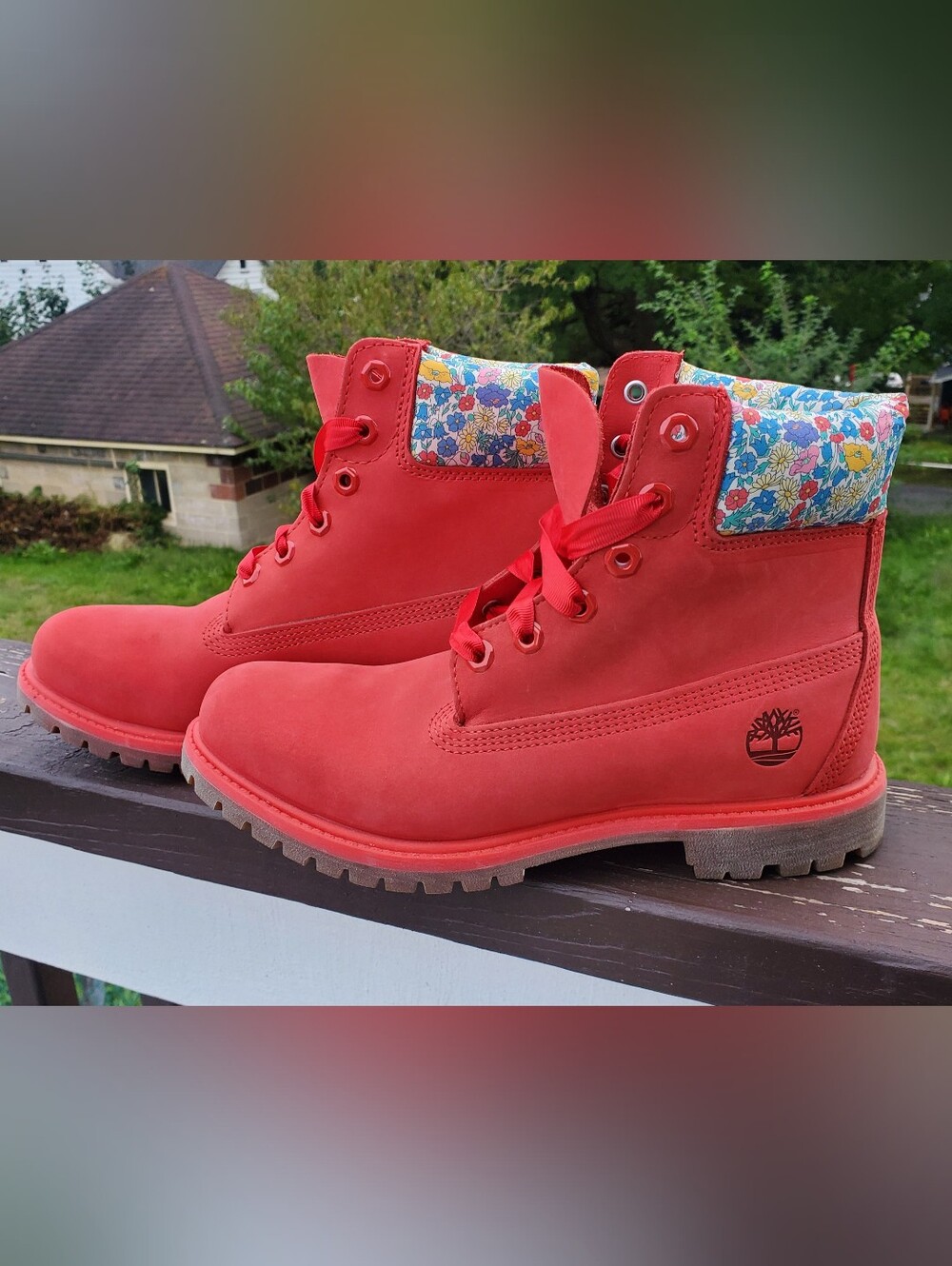 Timberland Red Lace-Up Boots with Floral Collar
